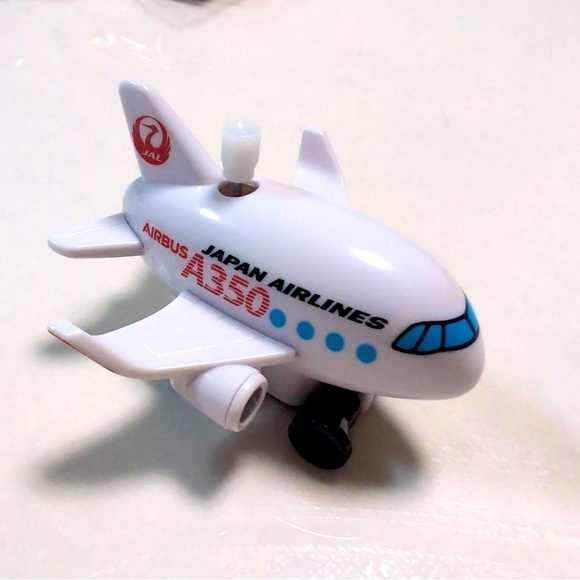 Japan Airline Airplane Toy - Picture 1 of 1